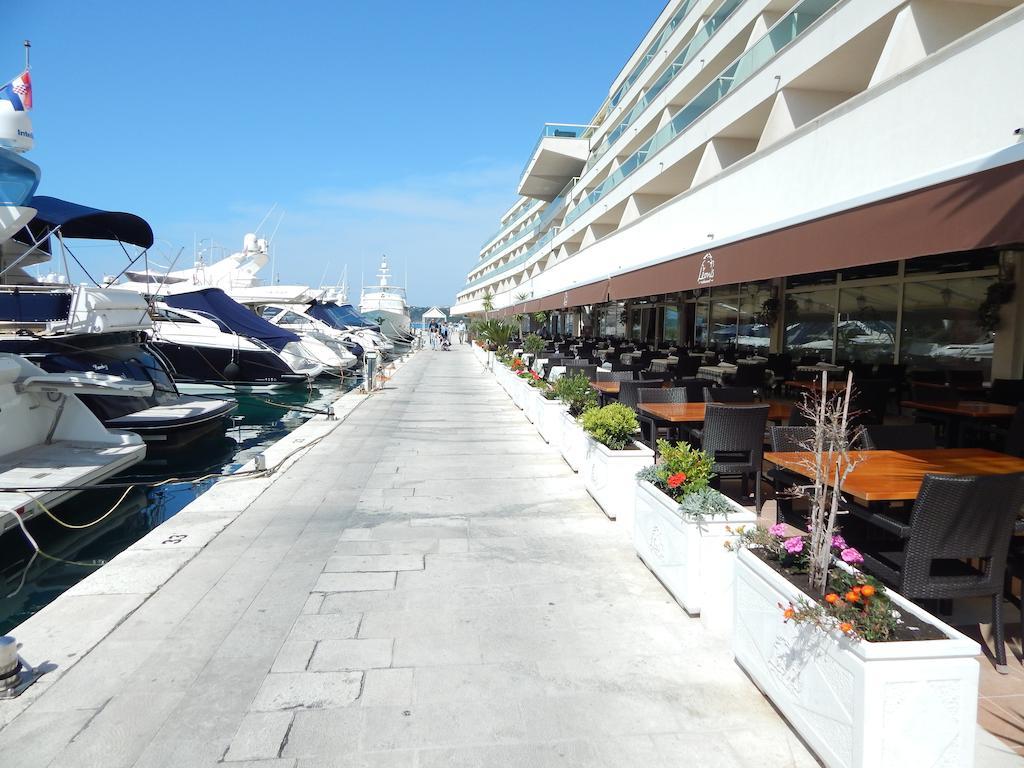 Sea Star Apartments Podstrana Exterior foto